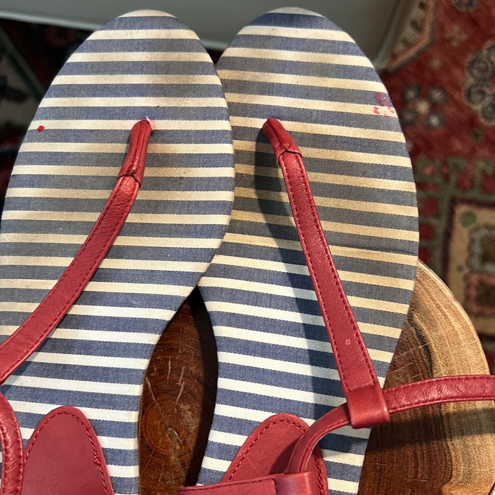 Brooks Brothers t-strap sandals - Picture 7 of 8